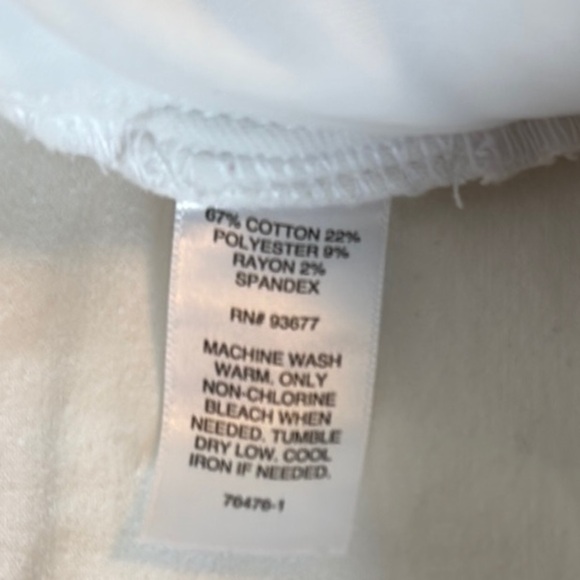 Liz Claiborne White Denim Sara Slim Leg Mid-Rise Cropped Pants, SZ 14 - Picture 5 of 5